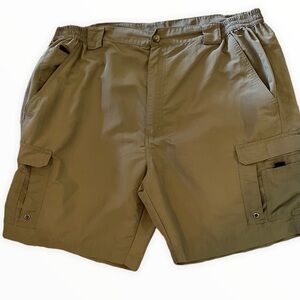 World Wide Sportsman Fishing Shorts size 42